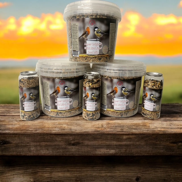 Wild Bird Seed Super Original Mix 5 litre Tub By Farmly Foods Includes FREE Bird Seed In A Can